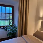 Apartment Burg Hausen *
