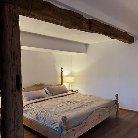 Burg Hausen هيمباخ